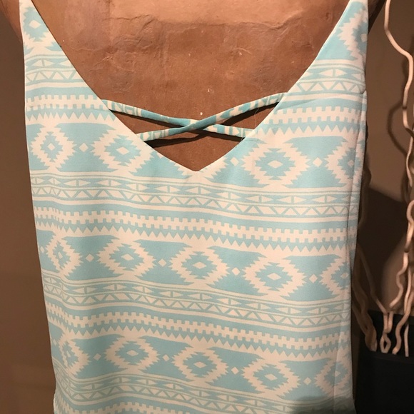 NWOT TOP - Picture 5 of 8